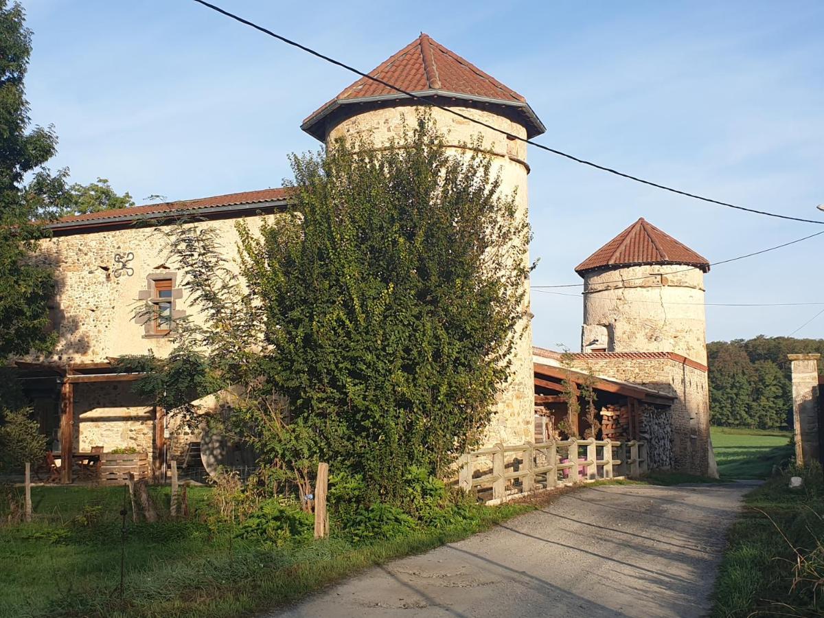 Hotel Tour De Charme Atypique Beauregard-l'Eveque Exterior foto